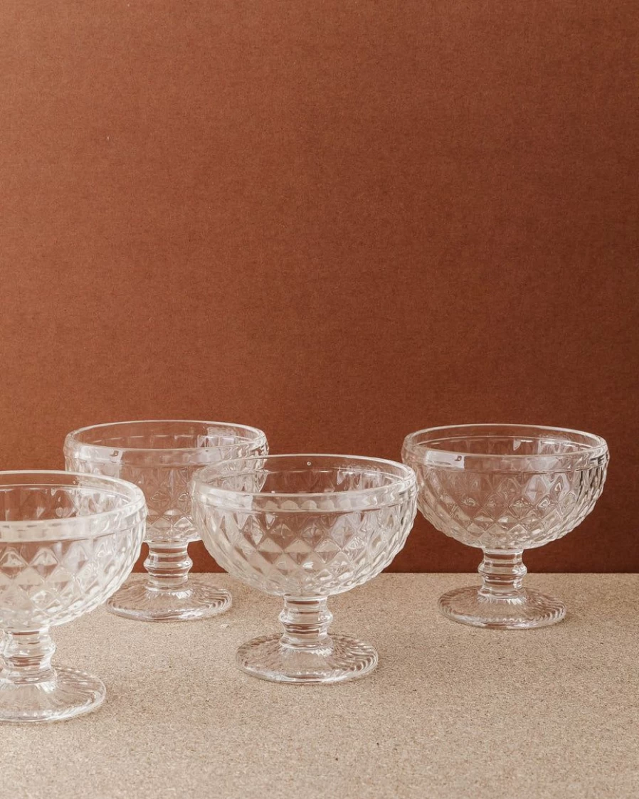 "Hatched Glass Dessert Bowls Set – Elegant & Durable for Ice Cream, Pudding, and Fruit"