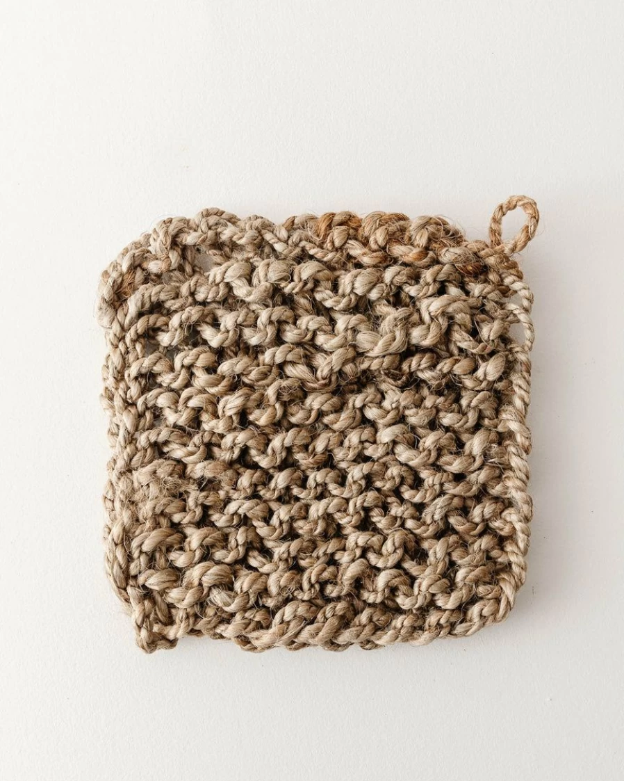 "Stylish Jute Pot Holder – Heat-Resistant and Eco-Friendly Kitchen Essential"