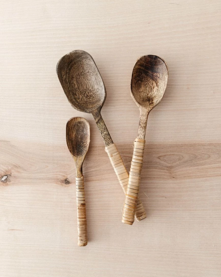 "Handwoven Rattan Spoon Set – Natural & Eco-Friendly Kitchen Utensils"
