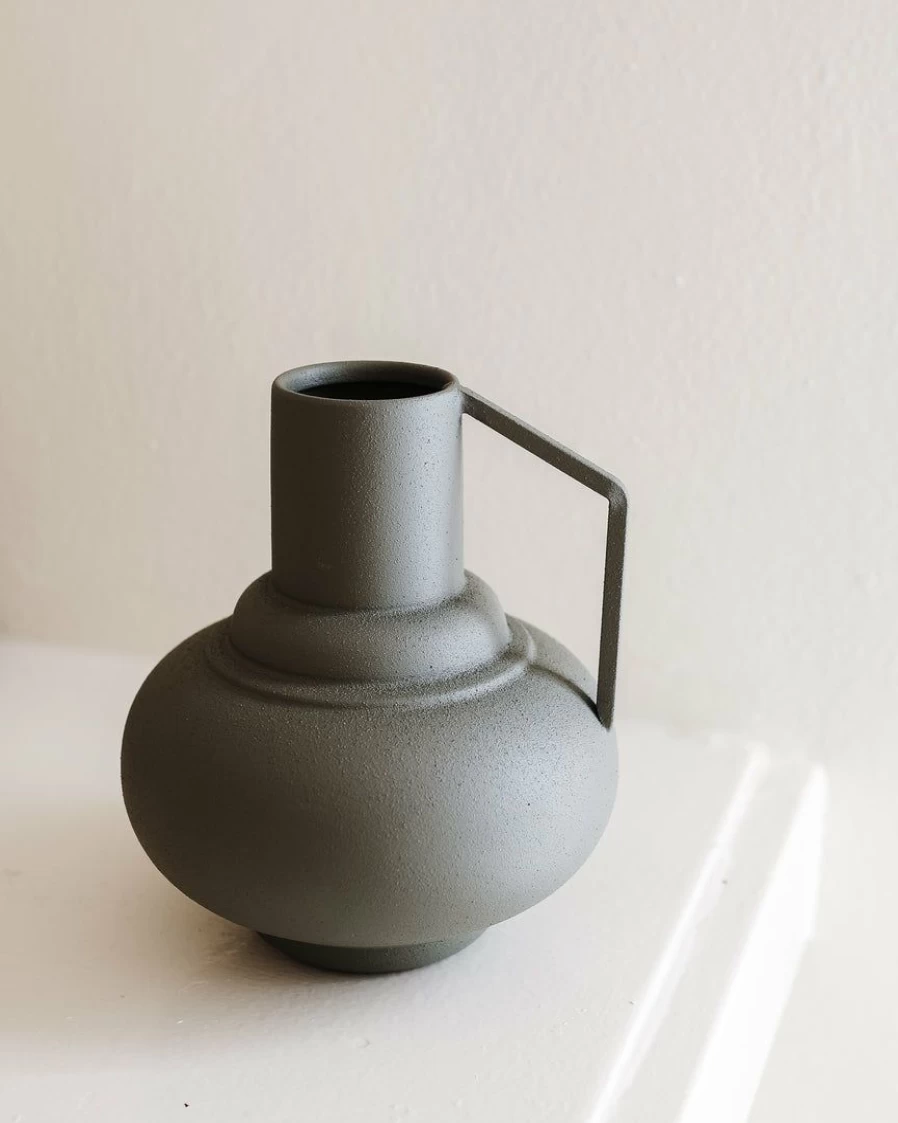 "Colby Metal Sage Green Vase – Stylish Home Decor for Modern Interiors"