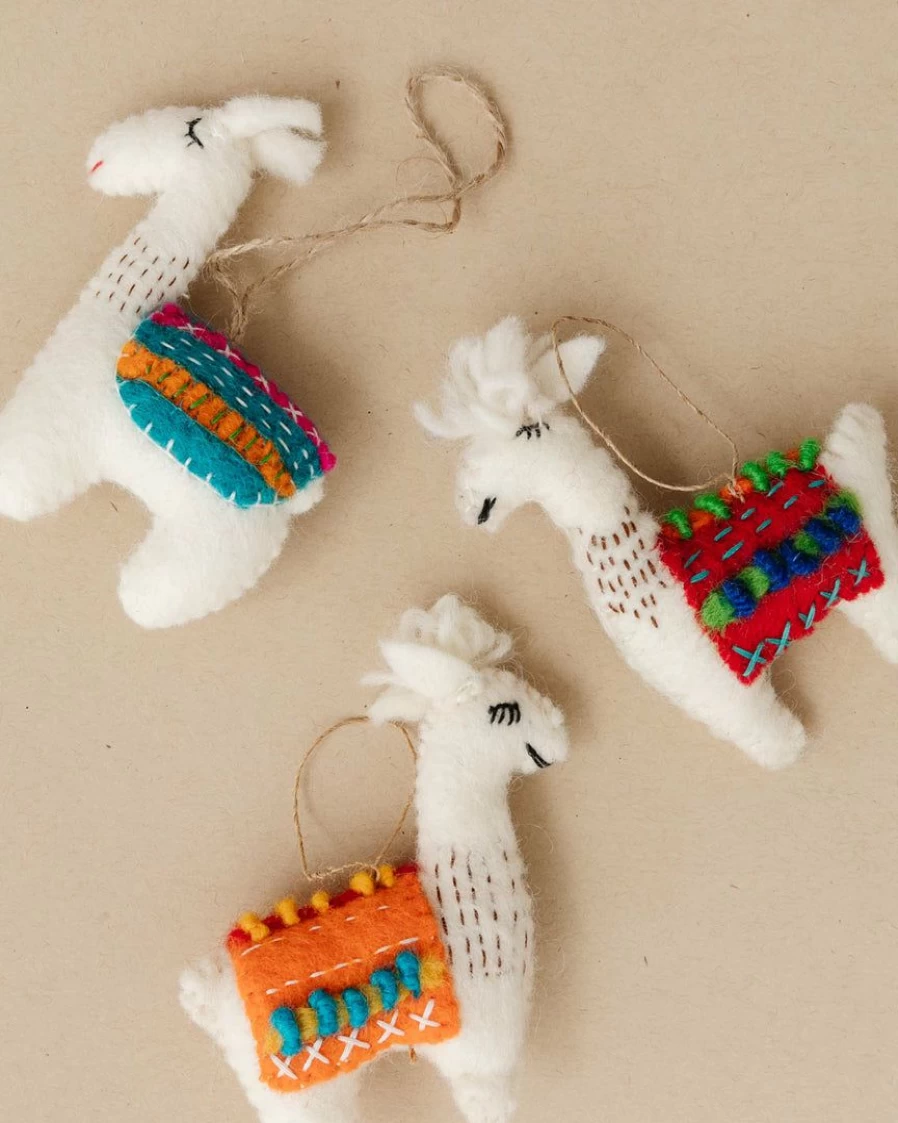 Handmade Felt Llama Ornament - Unique Winding Road Design for Home Decor