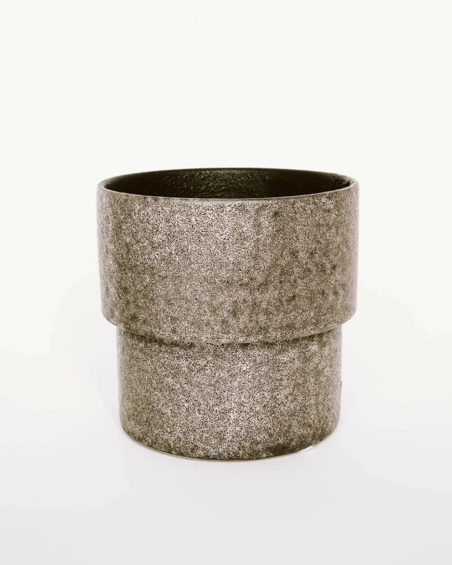 "Grey Ritz Planter – Modern Decorative Pot for Indoor and Outdoor Plants"