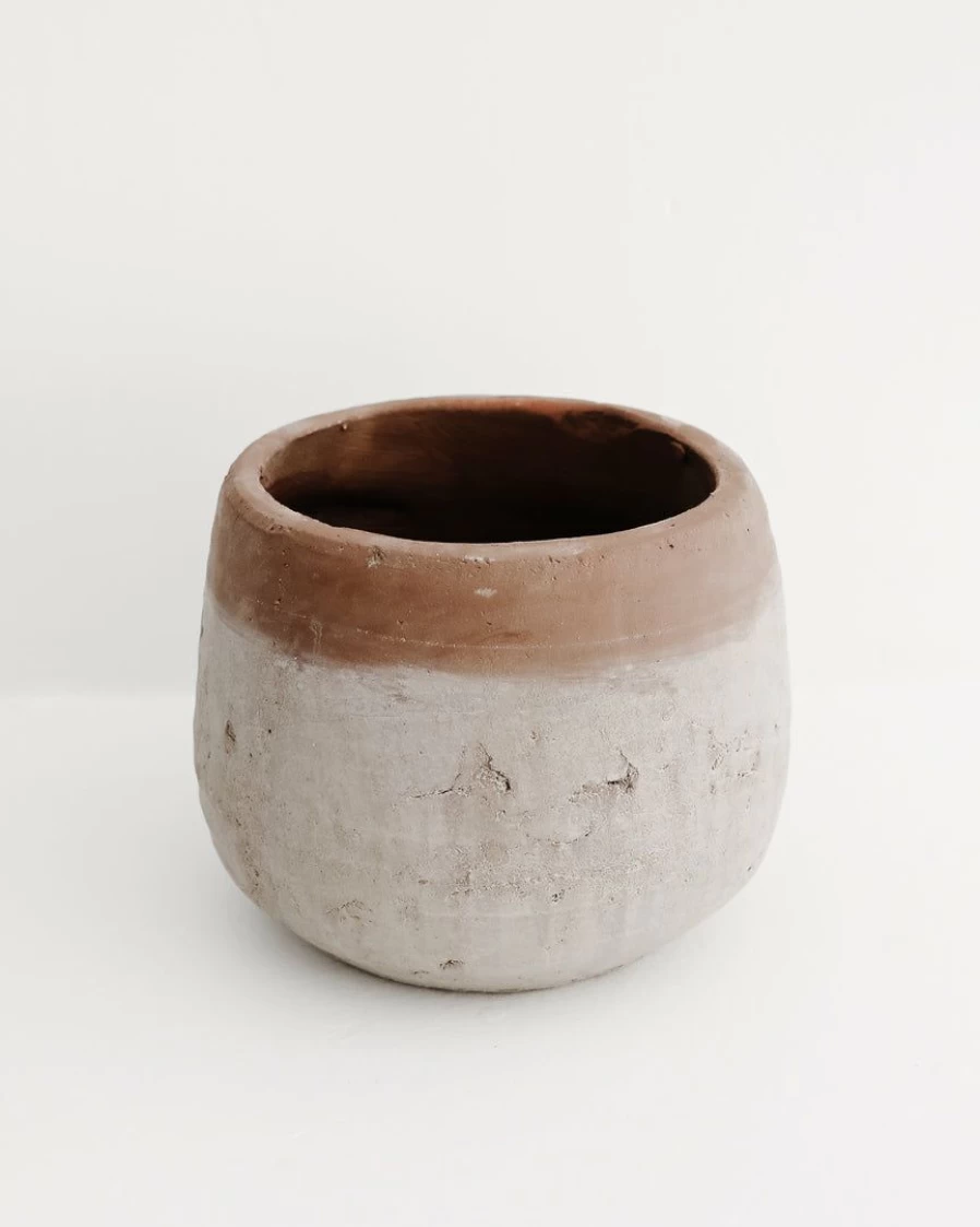 Landon Terracotta Planter – Handcrafted Clay Pot for Indoor and Outdoor Plants