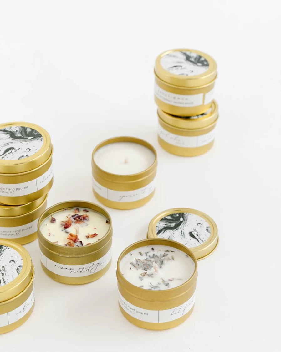 Premium Soy Wax Travel Candle by Janet Gwen – Eco-Friendly, Portable & Long-Lasting