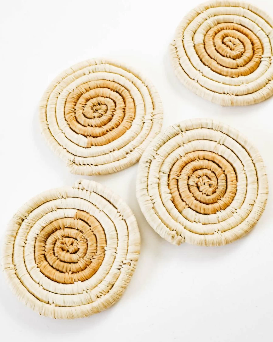 "Stylish Dot Raffia Coasters Set - Handwoven Decorative Drink Coasters for Home Decor"