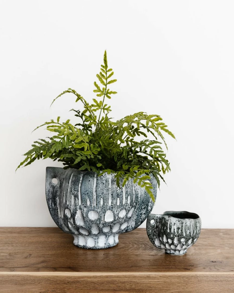 Organic Stoneware Planter – Handcrafted Ceramic Flower Pot for Indoor Plants, Eco-Friendly Home Decor