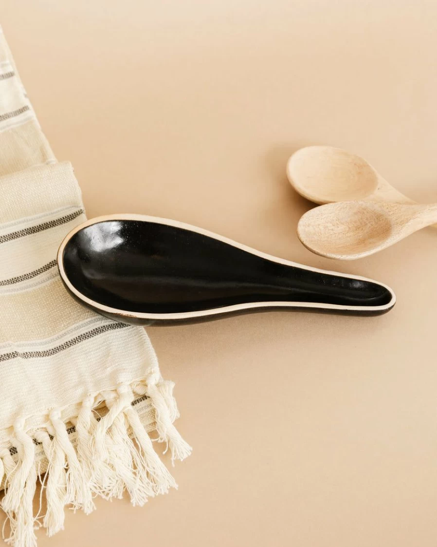 Matte Black Spoon Rest - Stylish Kitchen Utensil Holder for Cooking and Serving