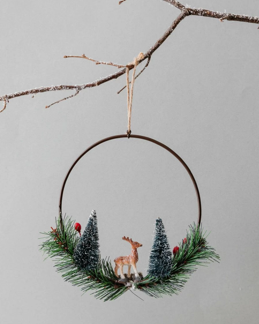 "Creative Co Op Mini Winter Wreath Ornament - Festive Holiday Scene Decor"