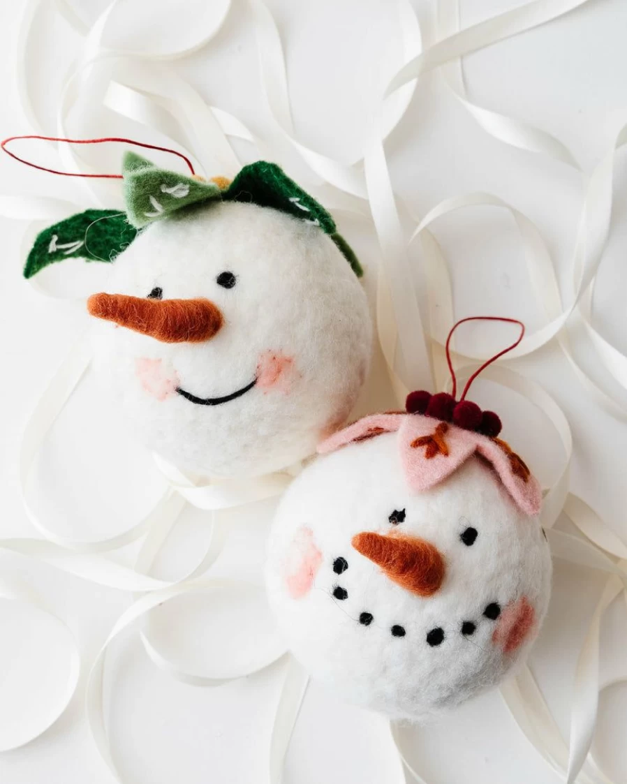 "Unique Handmade Wool Snowman Christmas Ornaments - Festive Holiday Decor"
