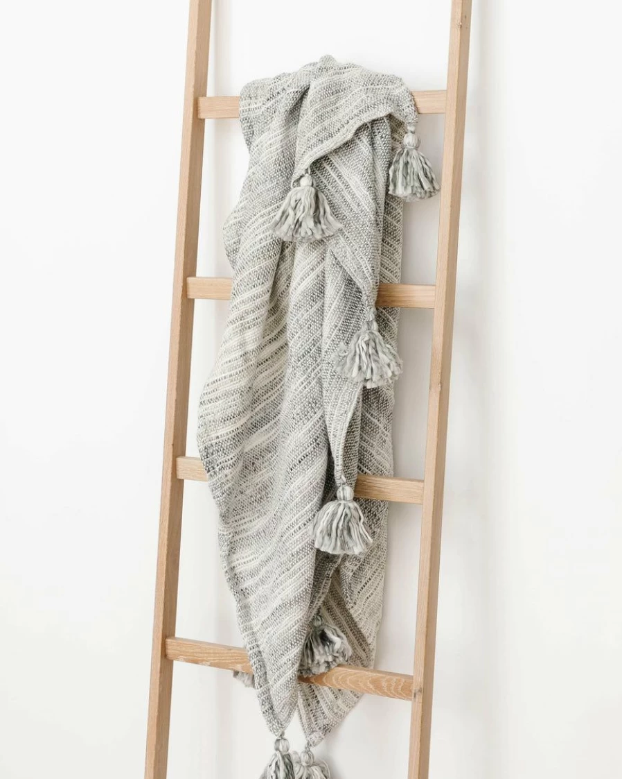 "Handmade Watercolor Tassel Knit Throw Blanket - Luxury Boho Home Decor"