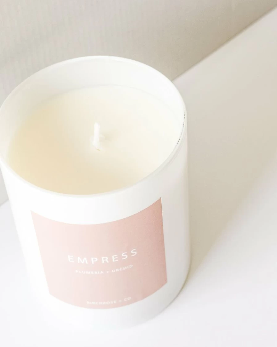 "Lone Fox New Empress Scented Candle - Luxurious Aromatherapy Home Fragrance"