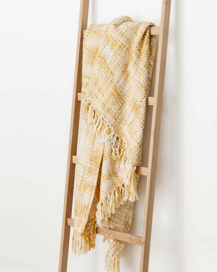 "Cozy Marled Basketweave Knit Throw Blanket - Perfect for Home Decor"