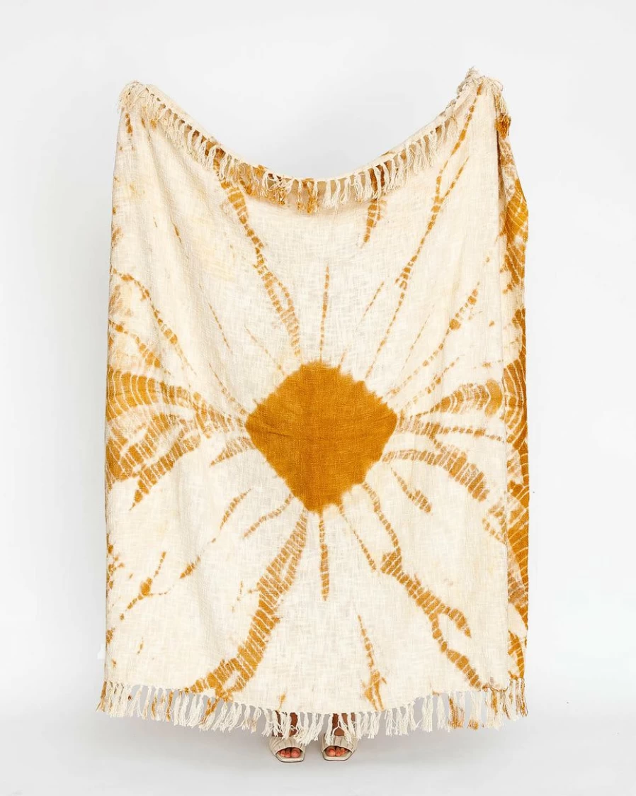 Bohemian Golden Tie-Dye Decorative Throw Blanket - Soft Lightweight Luxury Design for Home Decor
