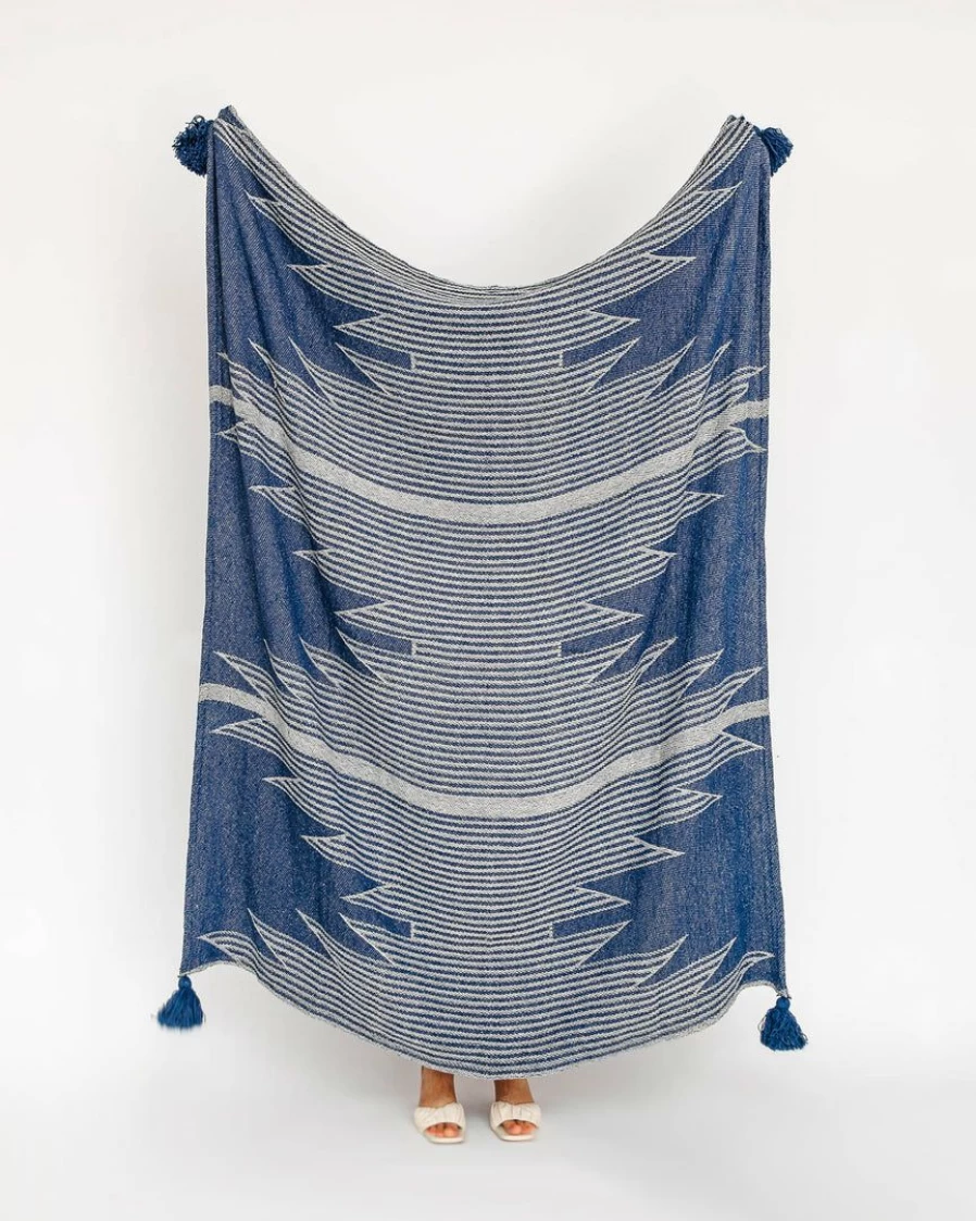 Southwestern Style Recycled Cotton Throw Blanket - Eco-Friendly & Cozy Home Decor