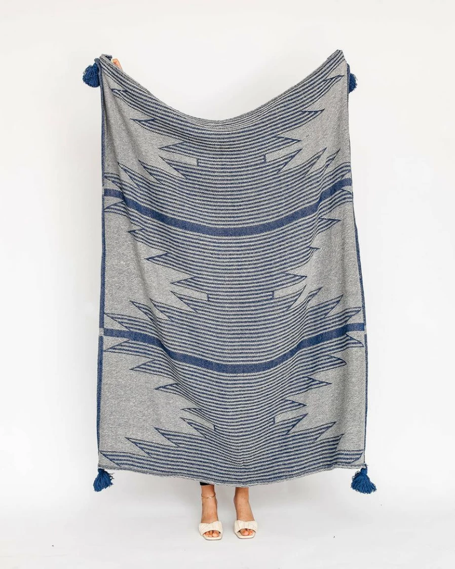 Southwestern Style Recycled Cotton Throw Blanket - Eco-Friendly & Cozy Home Decor
