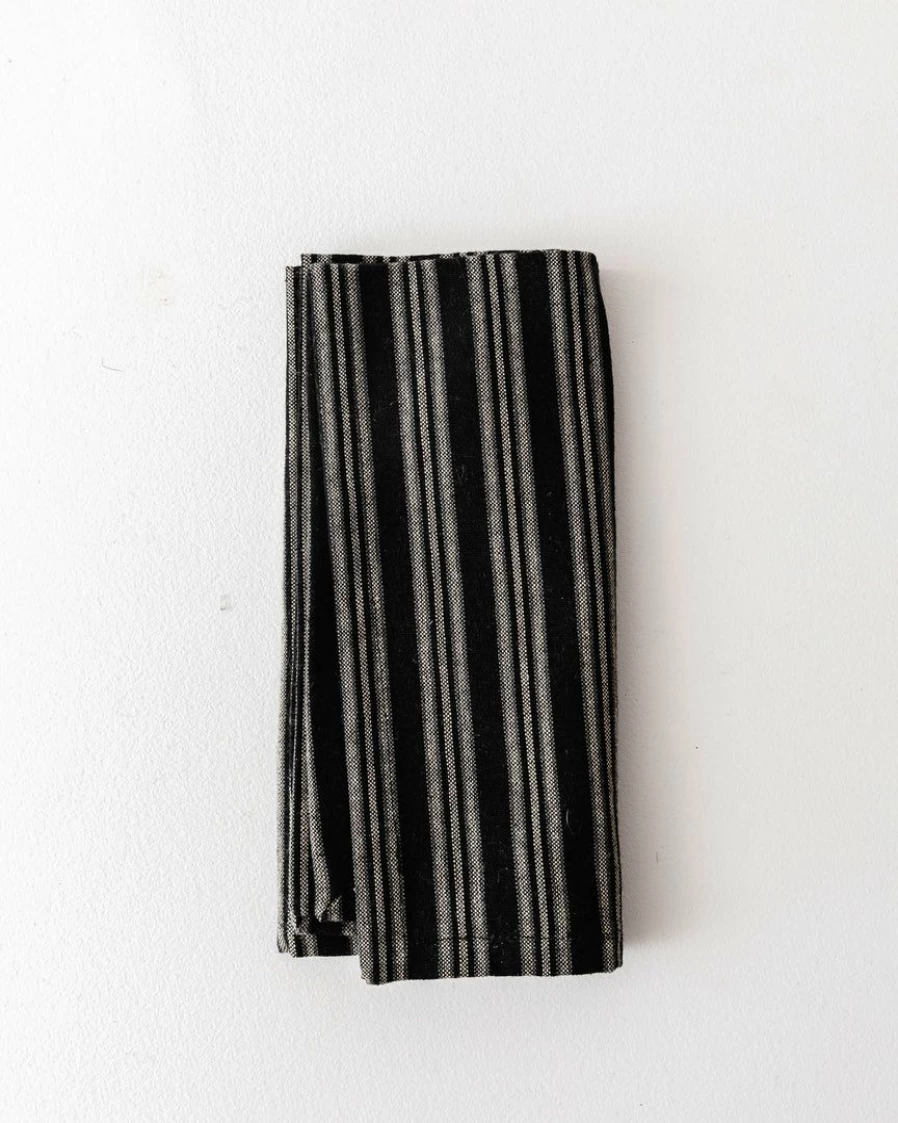 "Premium Napkins by Raghu Richman – Elegant Home Collection"