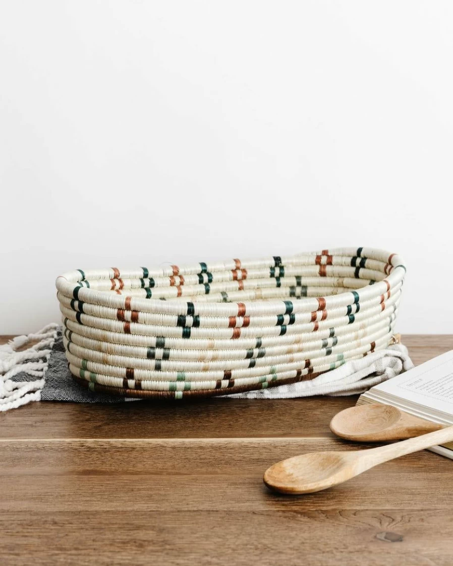 "Handwoven Kazi Natural Sands Bread Basket – Eco-Friendly Storage for Bread and Pastries"